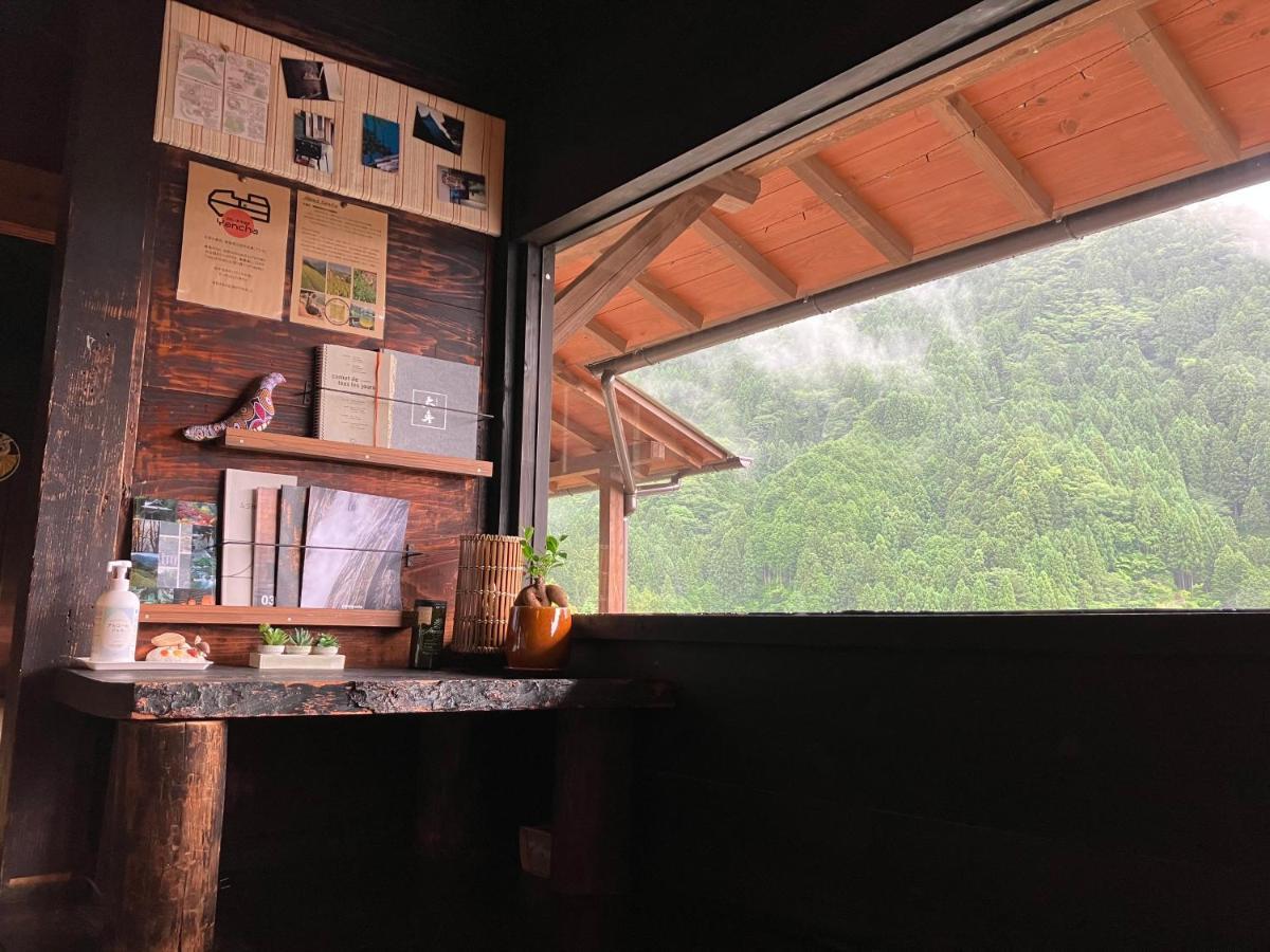 Guesthouse Boro-Ya Otoyocho Luaran gambar